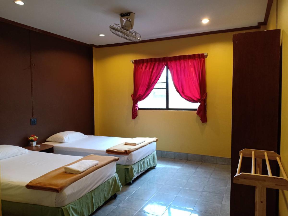 Kookkai House Hostel Patong Exterior photo